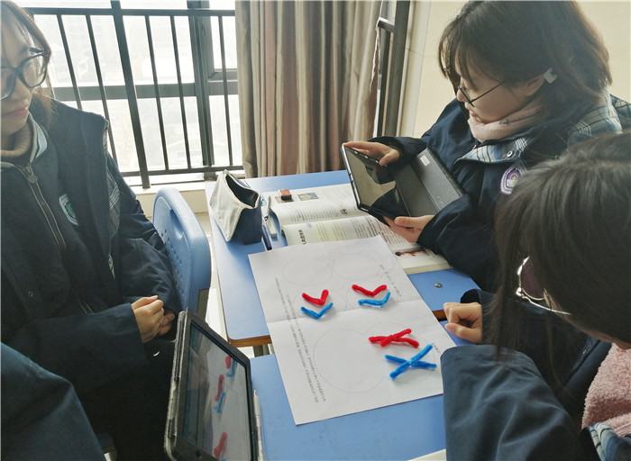 高二級部：同課異構(gòu)展風(fēng)采、教研活動(dòng)促成長(圖2)