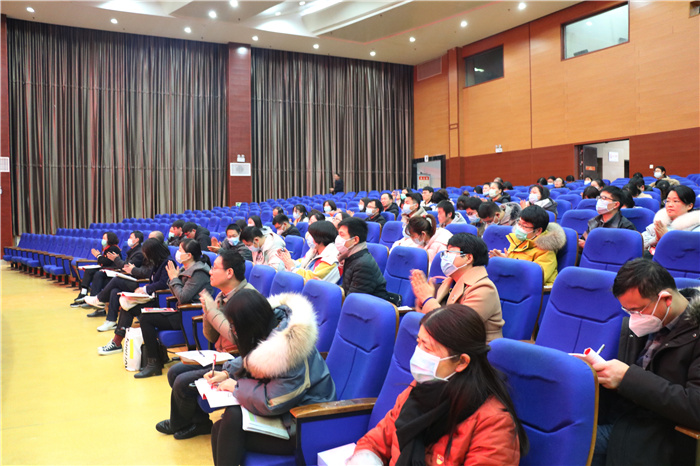 學(xué)習(xí)貫徹黨的十九屆五中全會精神市教育局黨委宣講團(tuán)走進(jìn)合肥七中(圖4)