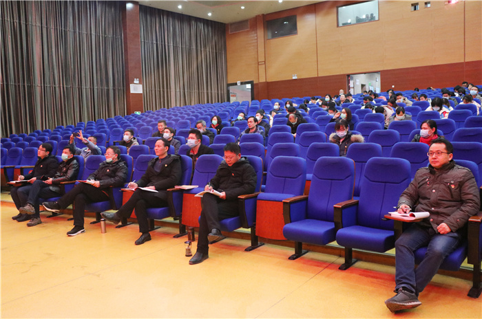 學(xué)習(xí)貫徹黨的十九屆五中全會精神市教育局黨委宣講團(tuán)走進(jìn)合肥七中(圖3)
