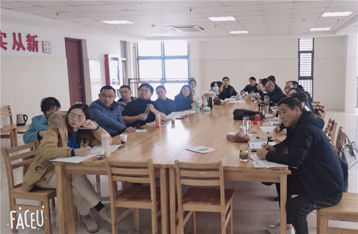 辦公室：合肥七中推進(jìn)新課程、新教材實(shí)施專(zhuān)項(xiàng)培訓(xùn)(圖8)