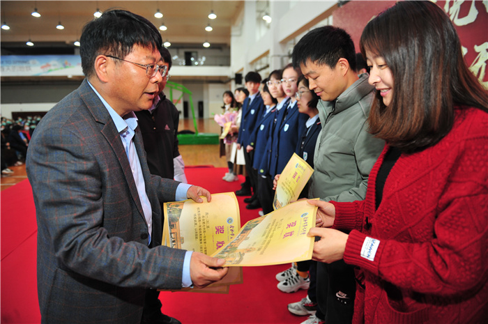 高一級(jí)部：致敬建黨百年，書寫無悔青春(圖8)
