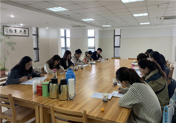 高三級(jí)部：深度研究  坦誠(chéng)分享  相互啟發(fā)  明確方向(圖4)