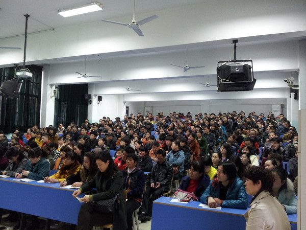 指導(dǎo)家長釋放壓力 助力學生靜心備考(圖5)