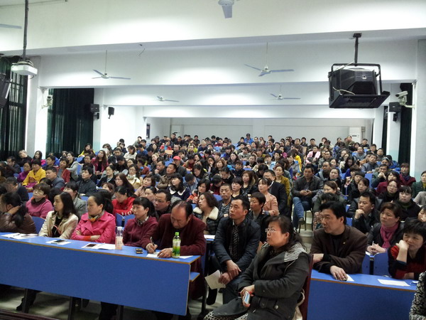 指導(dǎo)家長釋放壓力 助力學生靜心備考(圖6)