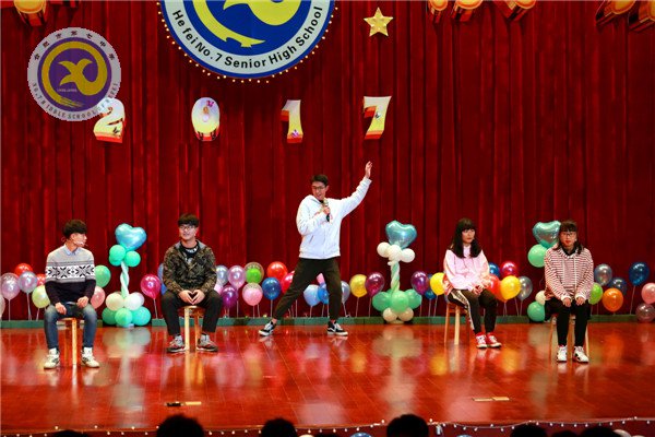 師生歡聚迎新年，載歌載舞譜新篇(圖19)