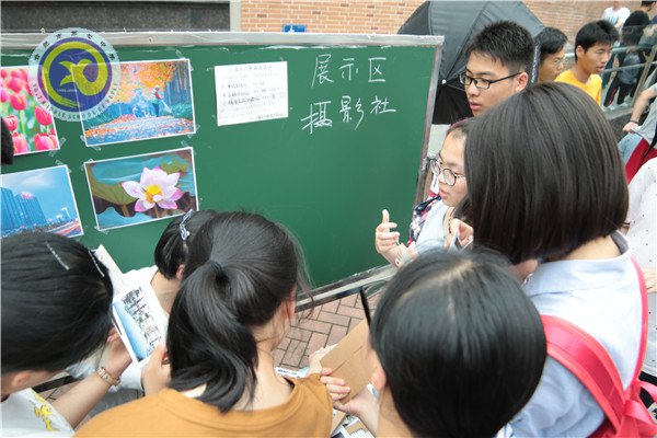 社團文化展學生智慧 實踐創(chuàng)新樹綜合人才(圖3)