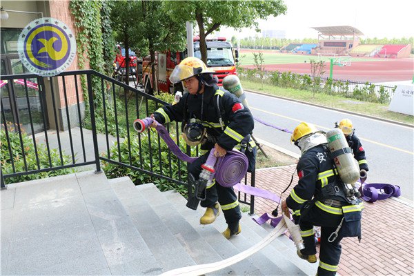 高新消防進(jìn)校園，為中考保駕護(hù)航(圖3)