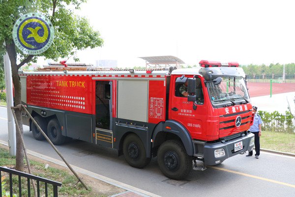 高新消防進(jìn)校園，為中考保駕護(hù)航(圖1)
