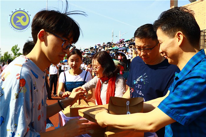 乘新時代和煦春風(fēng)，放飛美麗人生夢想(圖10)