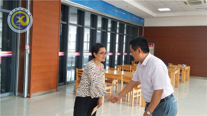 情系教師節(jié)，慰問(wèn)暖人心(圖1)