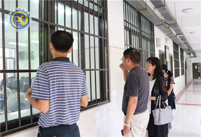 合肥七中迎接市局領導檢查開學工作(圖5)