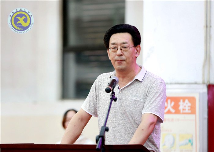 有你同行，風(fēng)雨無阻；斗志昂揚(yáng)，擁抱彩虹(圖3)