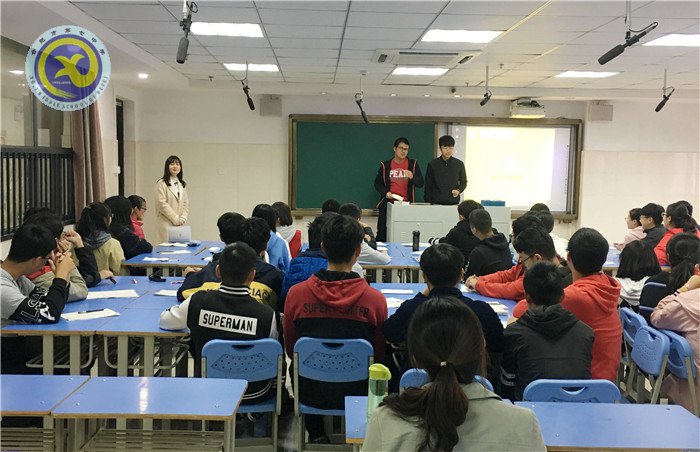 主題班會精彩紛呈 德育陣地煥發(fā)新生(圖3)