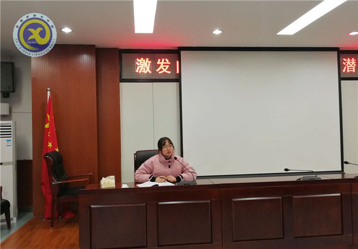 凝心聚力獻(xiàn)良策，砥礪前行備一模(圖1)
