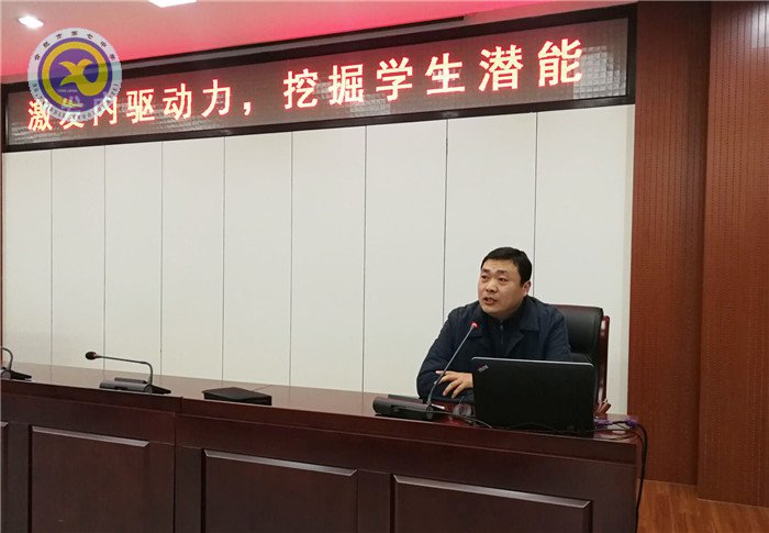 凝心聚力獻(xiàn)良策，砥礪前行備一模(圖3)