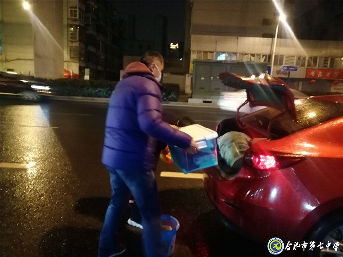 下沉社區(qū)踐初心 抗疫一線擔使命(圖6)