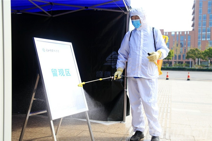 萬家熱線：千余名學子將這樣報到、上課 直擊合肥七中“開學”演練現(xiàn)場(圖4)