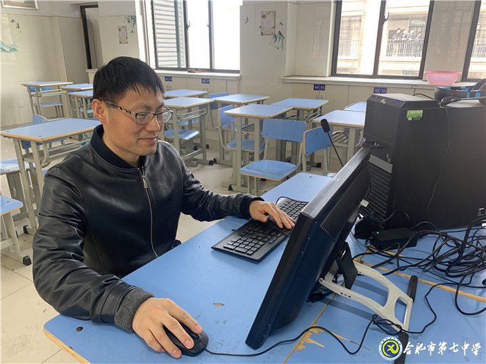 師恩如海生心暖，春到人間草木知(圖1)