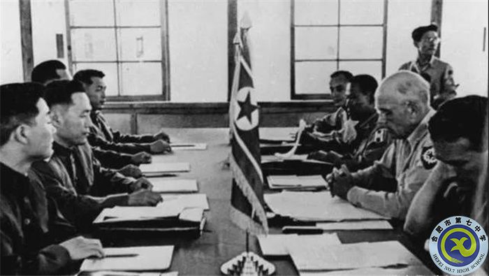△1953年7月27日，朝鮮停戰(zhàn)協(xié)定簽字儀式在開(kāi)城板門(mén)店舉行.jpg