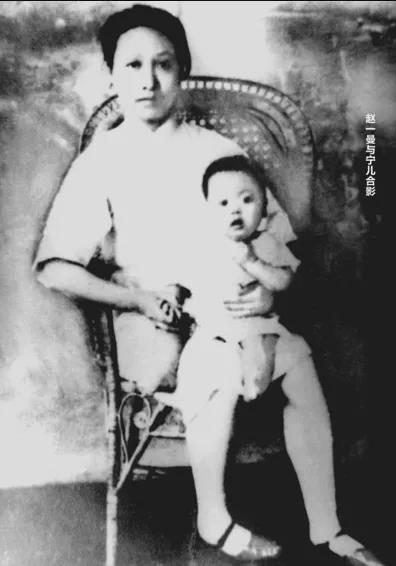 趙一曼與兒子陳掖賢（寧兒）唯一的合影 （東北烈士紀念館提供）.jpg