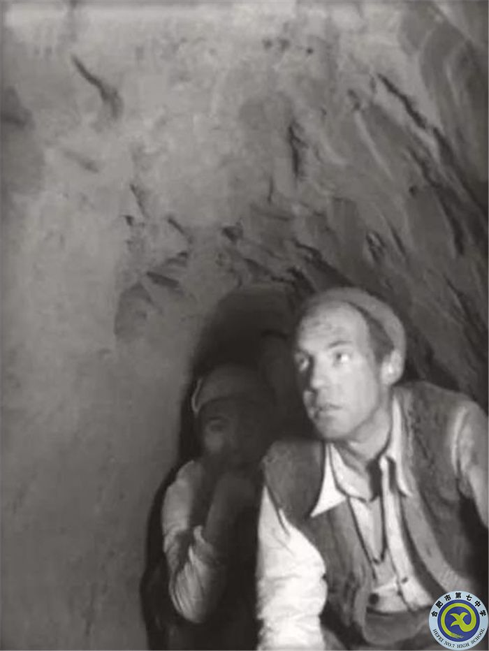 △1944年，美軍延安觀察組的杜倫上尉到冀中根據(jù)地考察。.jpg
