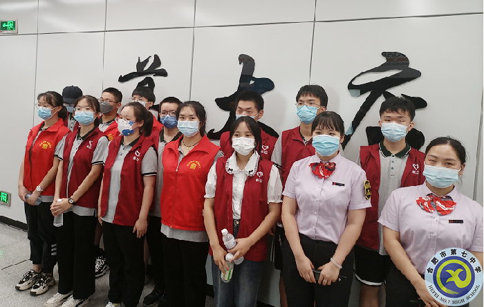 地鐵站內展風采 志愿精神永流傳(圖5)