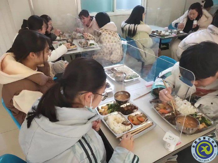 安徽日報：合肥七中組織學(xué)子走進(jìn)企業(yè)開展寒假社會實踐活動(圖4)