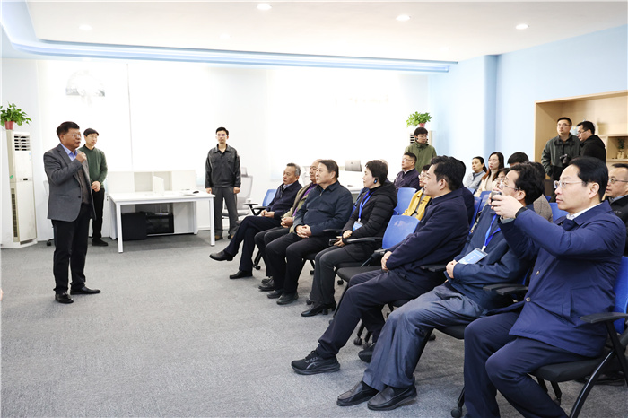 溫暖同行，守護(hù)心靈！安徽省心理健康教育現(xiàn)場會在合肥七中舉行！(圖10)
