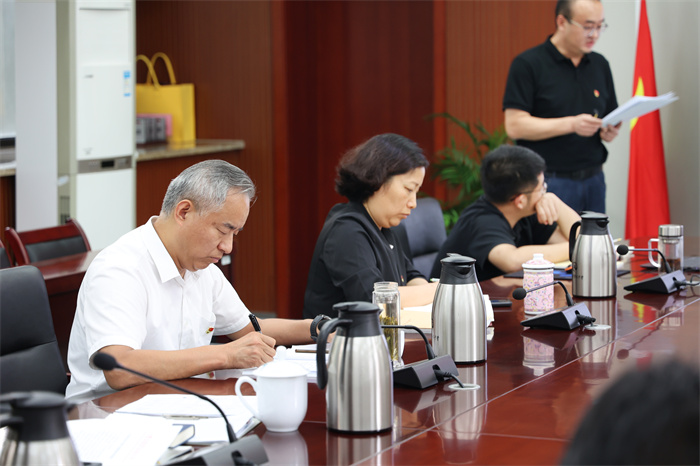 合肥七中黨委開展2024年第八次中心組理論學習(圖3)