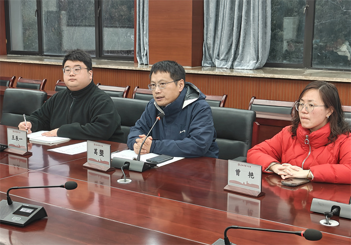 合肥七中高二年級(jí)召開卓越學(xué)子座談會(huì)(圖1)