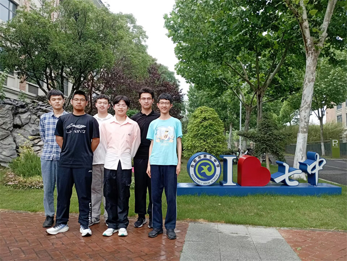 部分參賽學生.jpg